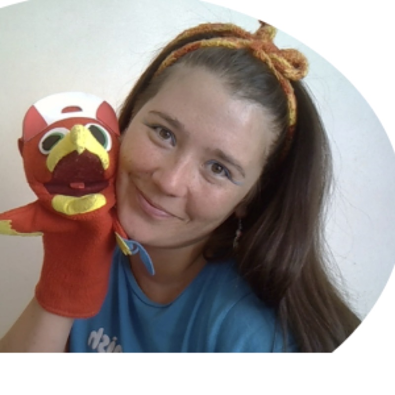 Zani, profesora de español para niños en Diluu