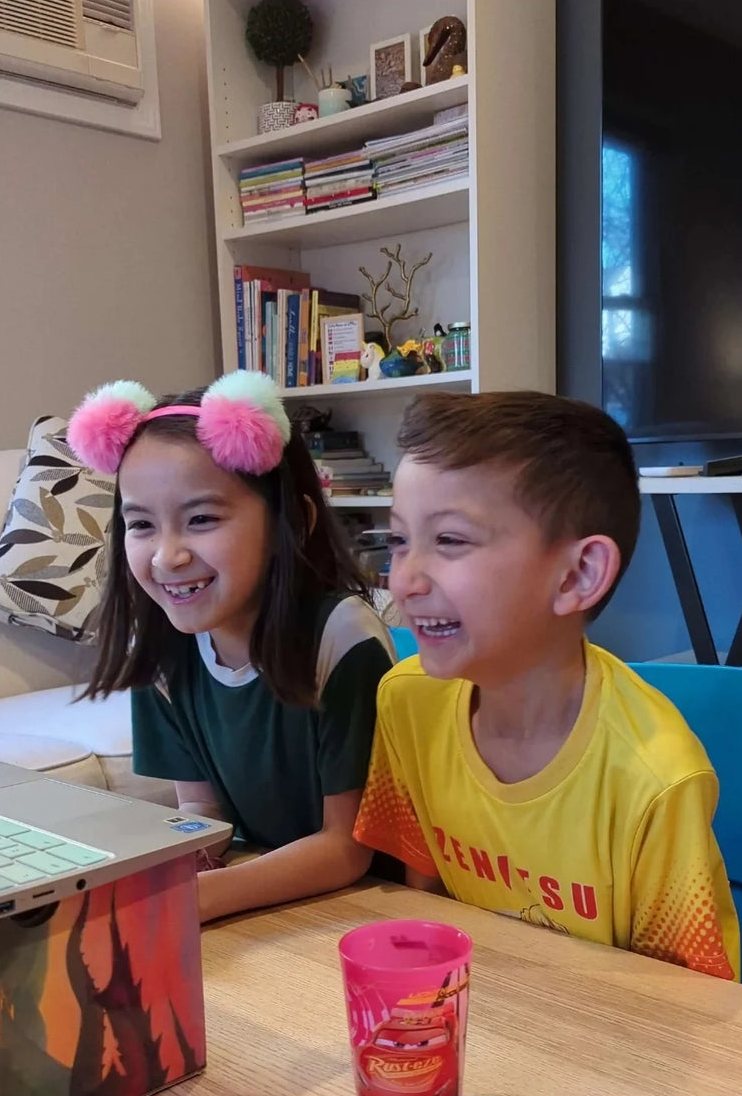 Clase en vivo de español para niños