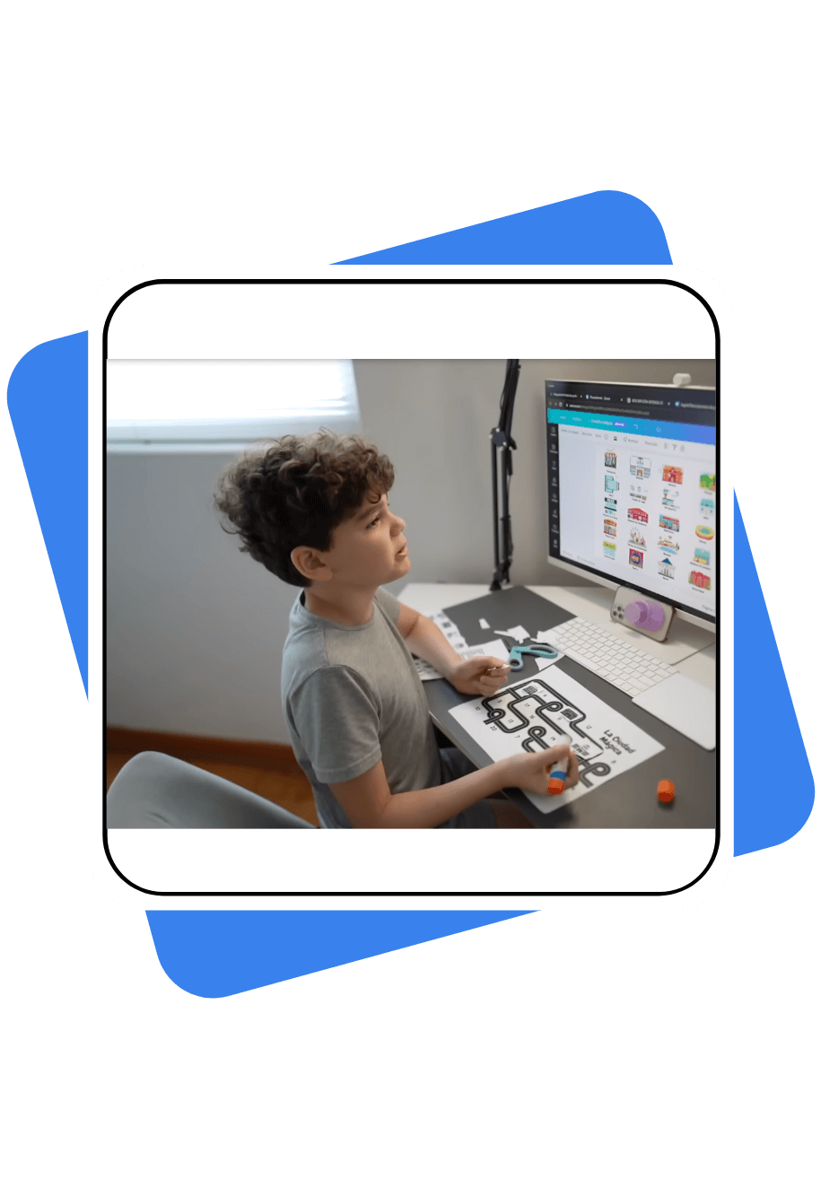 Niña saludando en su clase online de Diluu